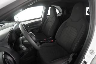 TOYOTA Aygo X usata 2