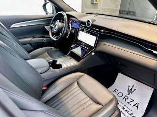MASERATI Grecale usata, con Interni in pelle