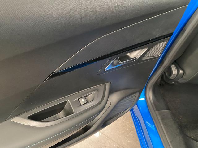 PEUGEOT 2008 usata, con USB