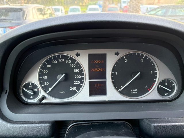 MERCEDES-BENZ B 200 usata, con Climatizzatore