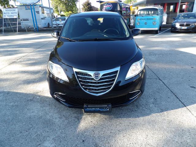 LANCIA Ypsilon usata, con Controllo trazione