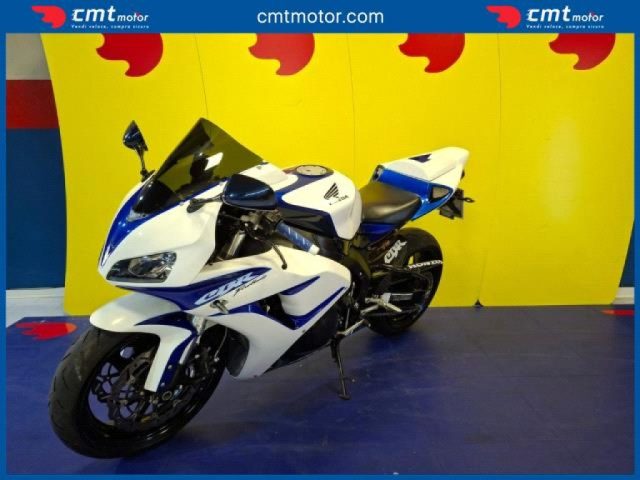 HONDA CBR 1000 RR usata 1