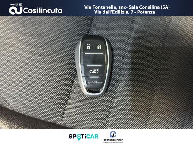 ALFA ROMEO Giulia usata, con Volante in pelle