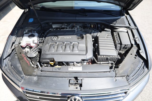 VOLKSWAGEN Passat Alltrack usata 171