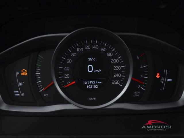 VOLVO V60 usata 12