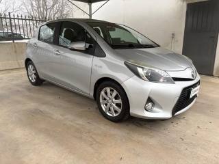 TOYOTA Yaris usata, con Airbag laterali