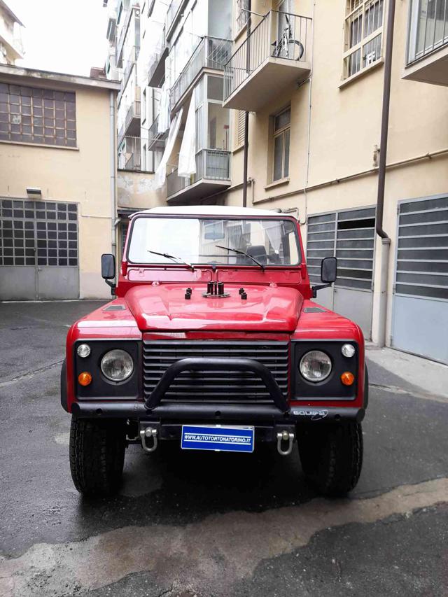 LAND ROVER Defender usata, con Servosterzo