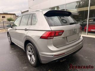VOLKSWAGEN Tiguan usata, con Autoradio