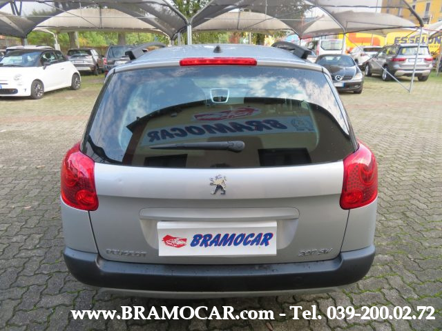 PEUGEOT 207 usata, con Boardcomputer