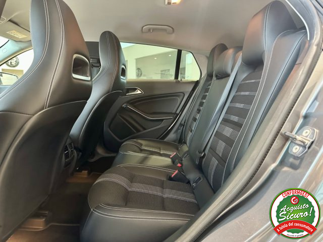 MERCEDES-BENZ CLA 180 usata, con Vetri oscurati