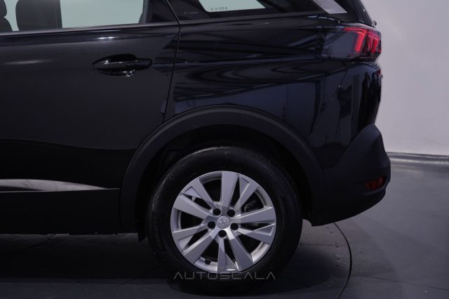 PEUGEOT 5008 usata 32