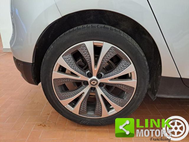 RENAULT Scenic usata 32
