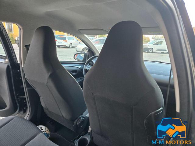 TOYOTA Aygo usata 22