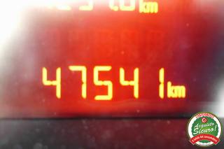 OPEL Corsa usata, con USB