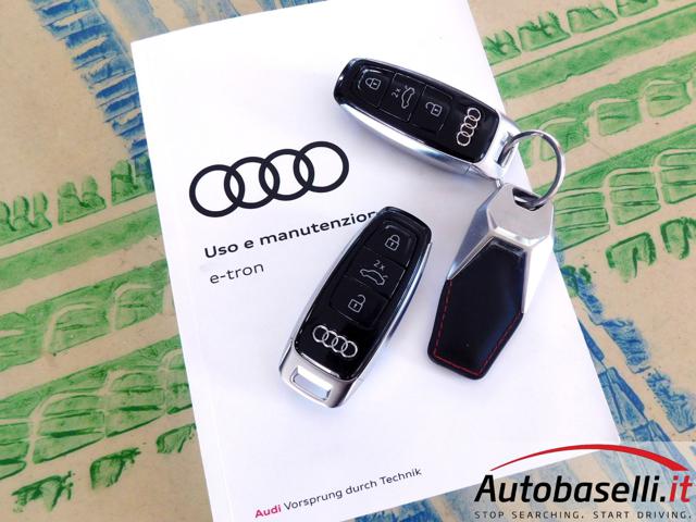 AUDI e-tron usata, con Specchietto retrovisore con funzione antiabbagliamento