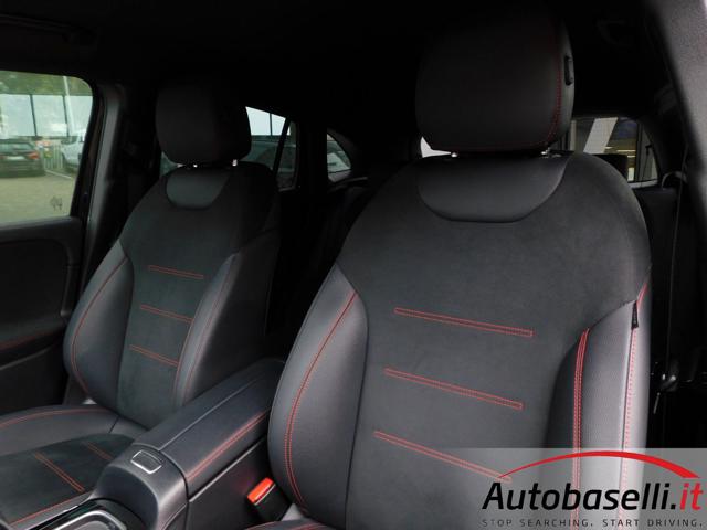 MERCEDES-BENZ GLA 180 usata, con Cerchi in lega