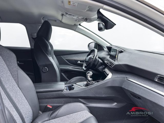 PEUGEOT 3008 usata 11