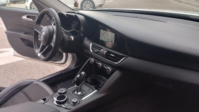 ALFA ROMEO Giulia usata, con Volante multifunzione