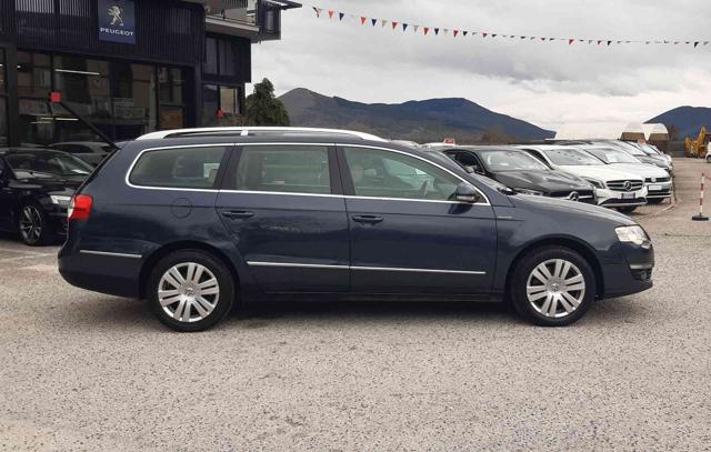 VOLKSWAGEN Passat usata 11
