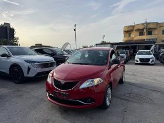 LANCIA Ypsilon usata, con Airbag