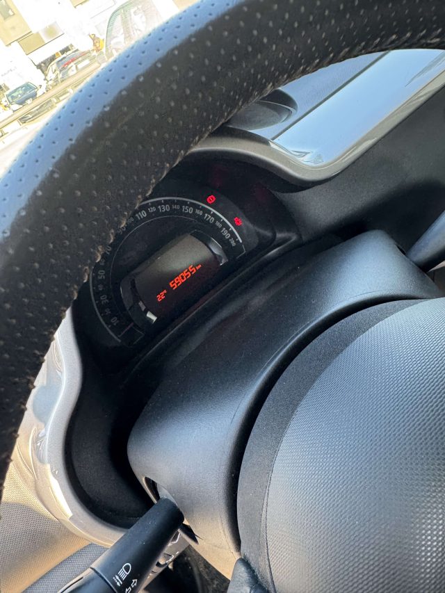 RENAULT Twingo usata, con USB