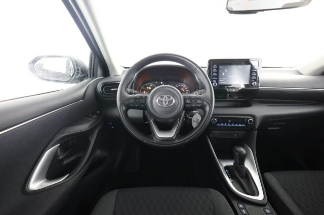 TOYOTA Yaris usata 10