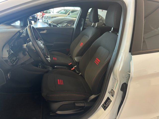 FORD Fiesta usata, con Cruise Control