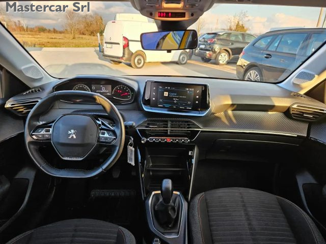 PEUGEOT 208 usata, con Volante in pelle