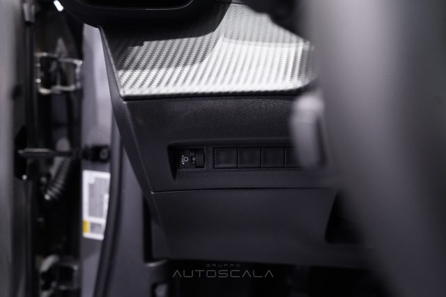 PEUGEOT 2008 usata, con Servosterzo