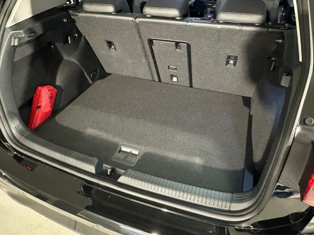 VOLKSWAGEN Golf usata, con Sistema di navigazione