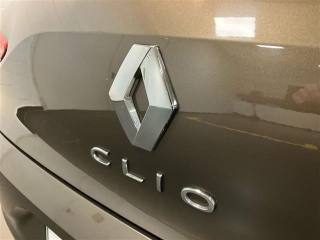 RENAULT Clio usata 24