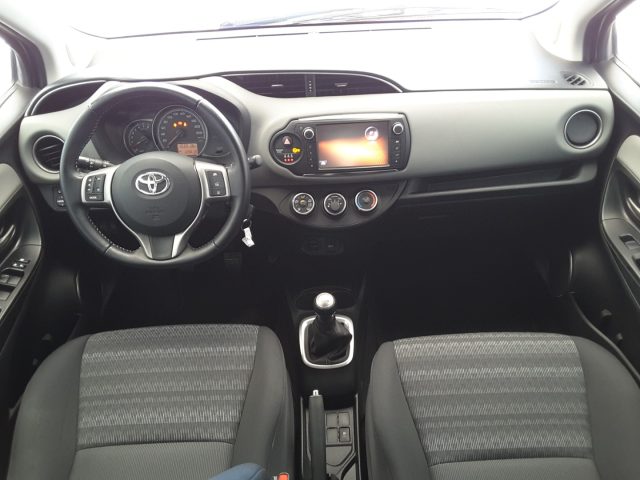 TOYOTA Yaris usata, con Cerchi in lega