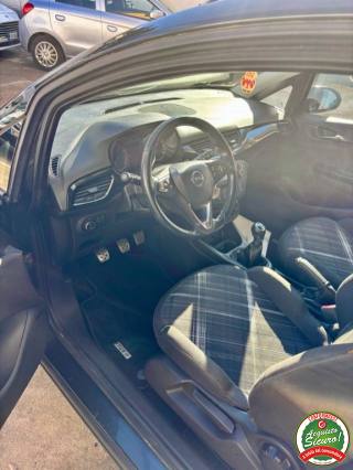 OPEL Corsa usata, con Boardcomputer