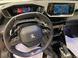 PEUGEOT 2008 usata, con Luci diurne