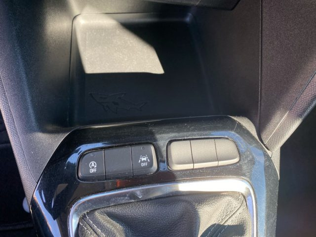 OPEL Corsa usata, con Servosterzo