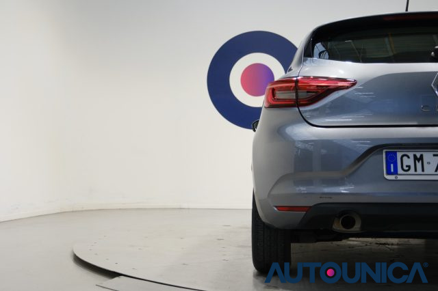 RENAULT Clio usata 44