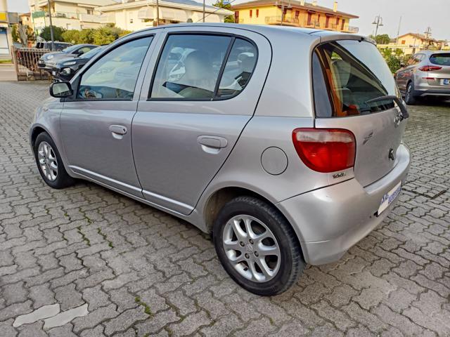 TOYOTA Yaris usata, con Chiusura centralizzata senza chiave