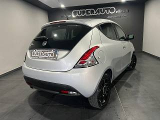 LANCIA Ypsilon usata, con Airbag laterali