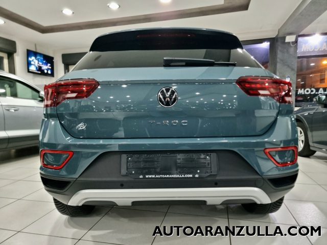 VOLKSWAGEN T-Roc usata, con Volante multifunzione