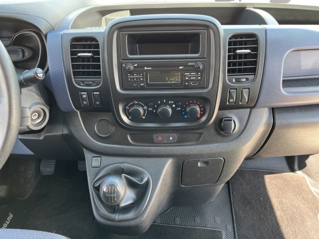 OPEL Vivaro usata, con Bluetooth
