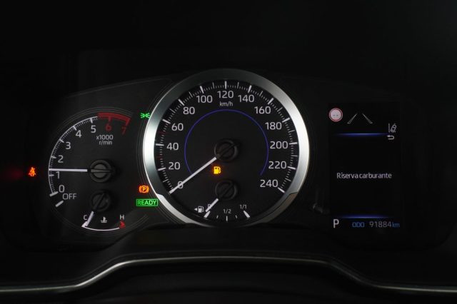 TOYOTA Corolla usata 12