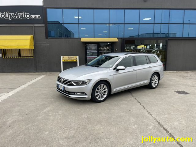 VOLKSWAGEN Passat Variant usata, con ABS