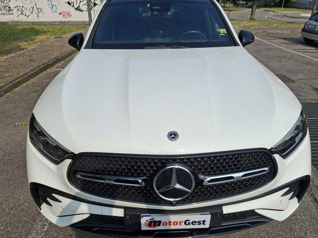 MERCEDES-BENZ GLC 200 usata, con Portellone posteriore elettrico