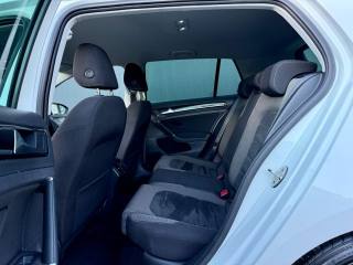 VOLKSWAGEN Golf usata, con Autoradio