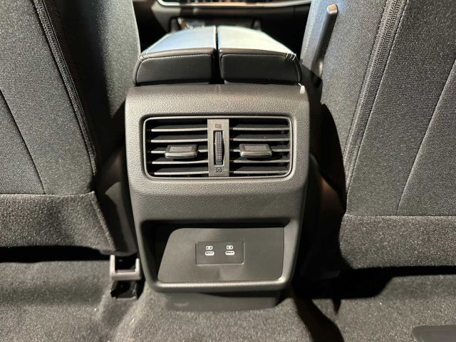 NISSAN X-Trail usata, con Telecamera per parcheggio assistito