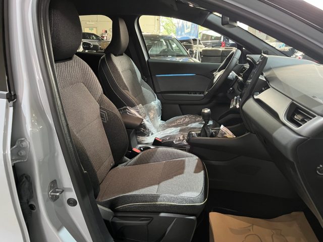RENAULT Captur usata, con Sedile posteriore sdoppiato