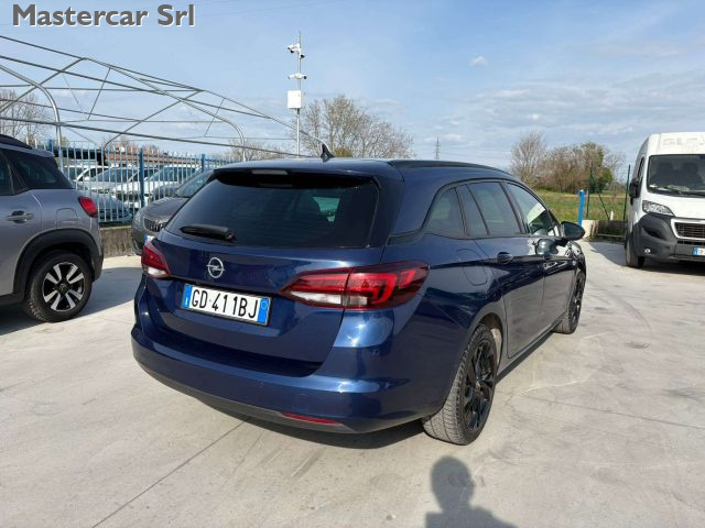 OPEL Astra usata, con Autoradio