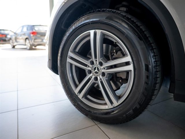 MERCEDES-BENZ GLC 200 usata, con Climatizzatore