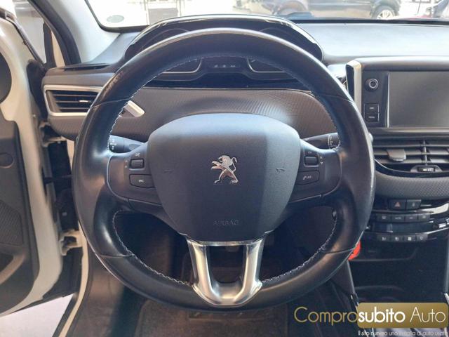 PEUGEOT 2008 usata, con Park Distance Control