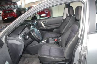 NISSAN Qashqai usata, con Boardcomputer